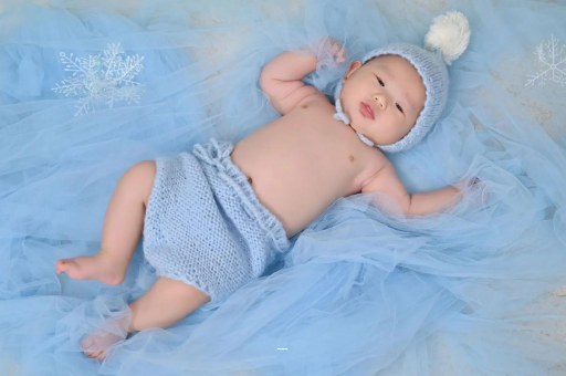 淮滨宝宝几个月可以吃饭